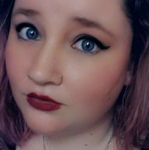 Meet your Posher, Natasha